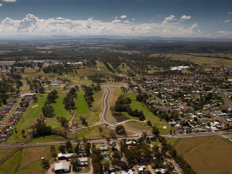 19 Stonebridge Drive, Cessnock NSW 2325