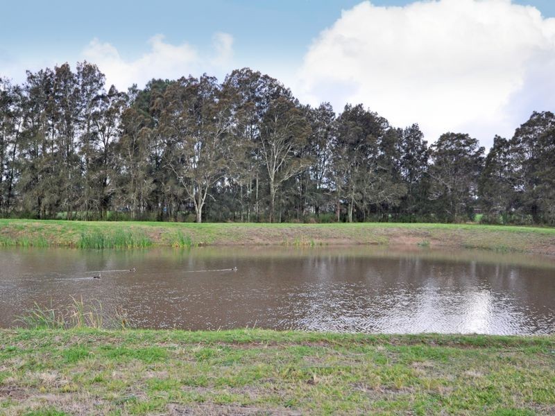 19 Stonebridge Drive, Cessnock NSW 2325