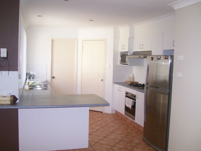 5 Fitzgibbon Place, Kurri Kurri NSW 2327