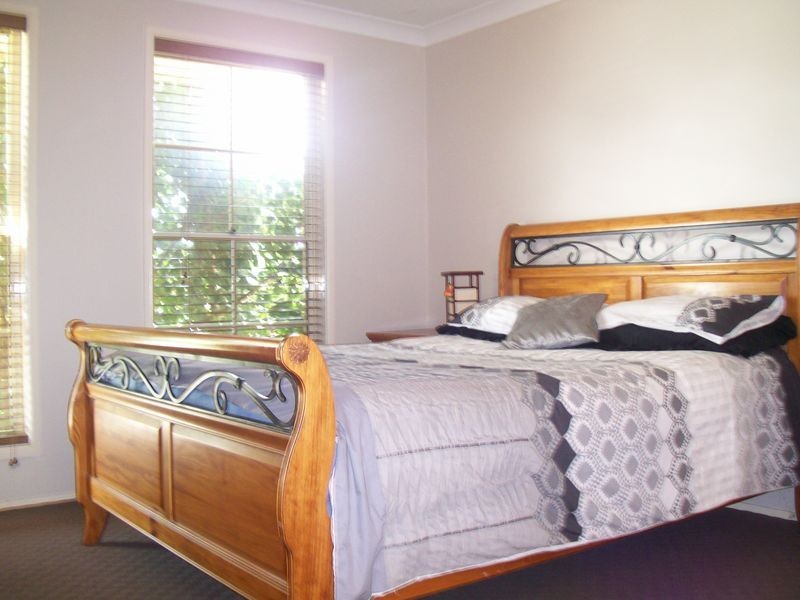 5 Fitzgibbon Place, Kurri Kurri NSW 2327