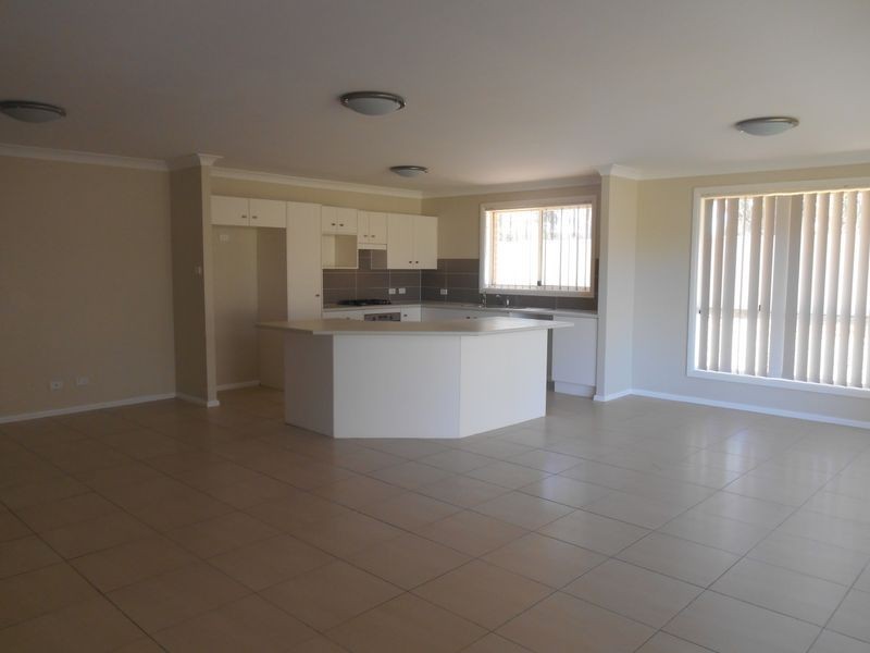 13 Duguid Close, Cessnock NSW 2325