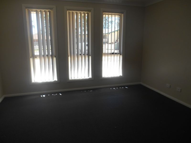 13 Duguid Close, Cessnock NSW 2325