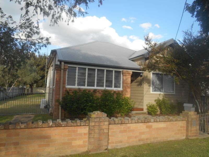 9 Condon Ave, Cessnock NSW 2325