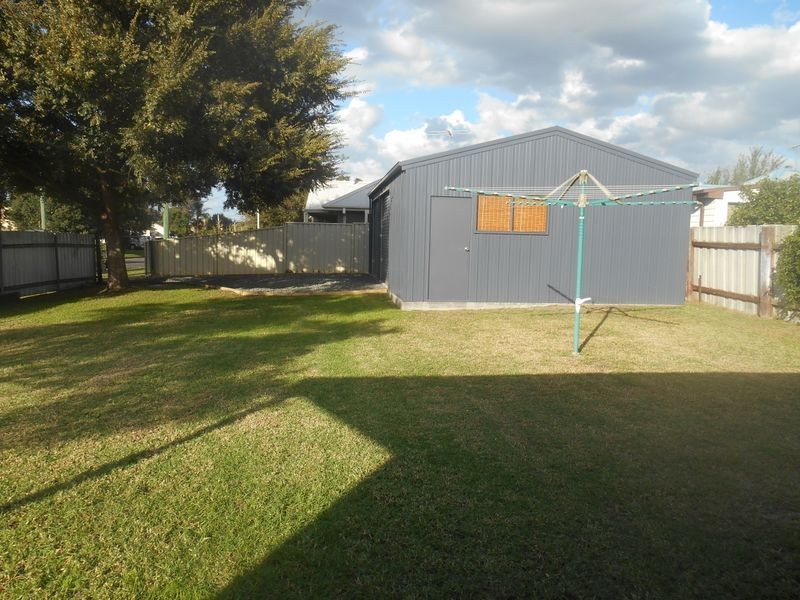 9 Condon Ave, Cessnock NSW 2325