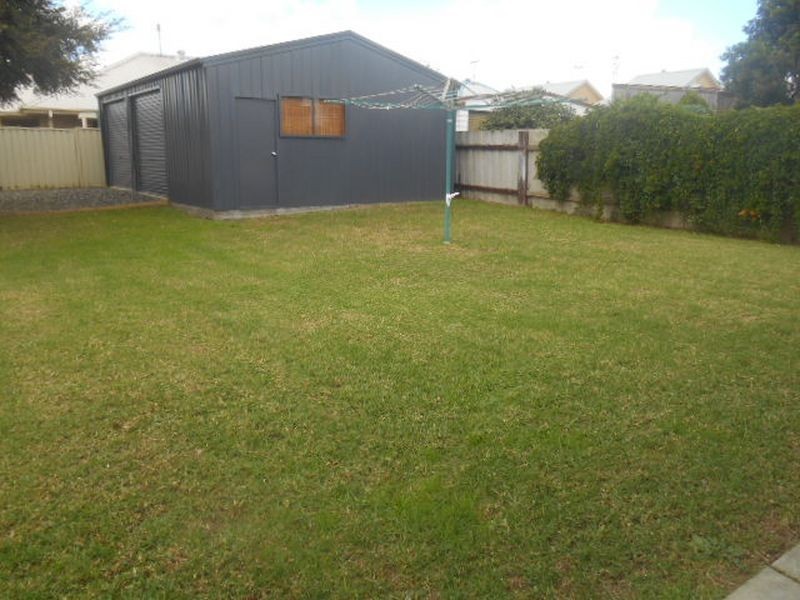 9 Condon Ave, Cessnock NSW 2325