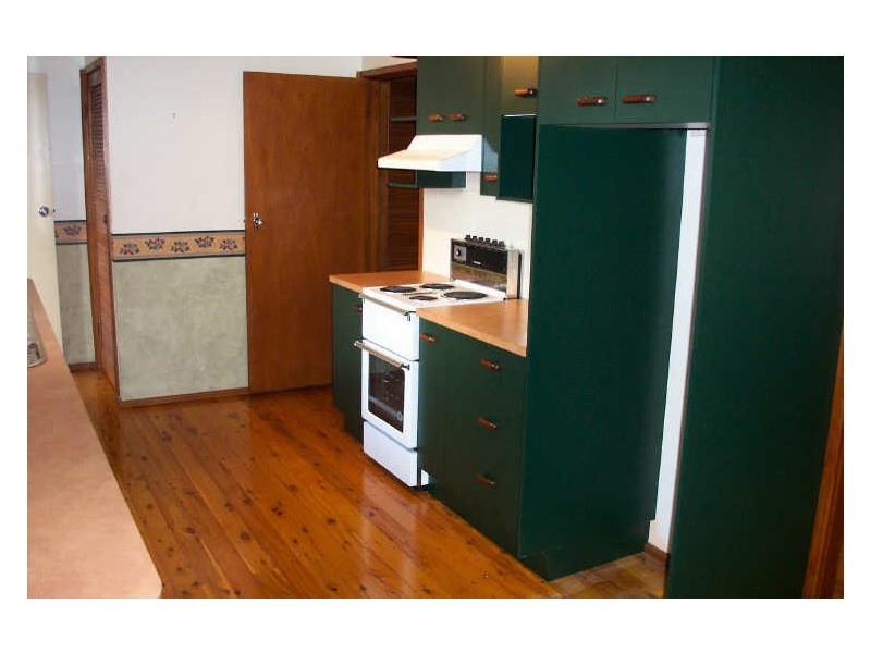 14 Burnett Street, Cessnock NSW 2325