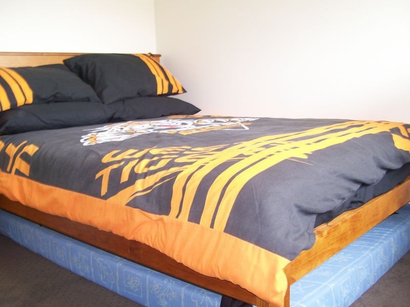 8 Parker Place, Kurri Kurri NSW 2327