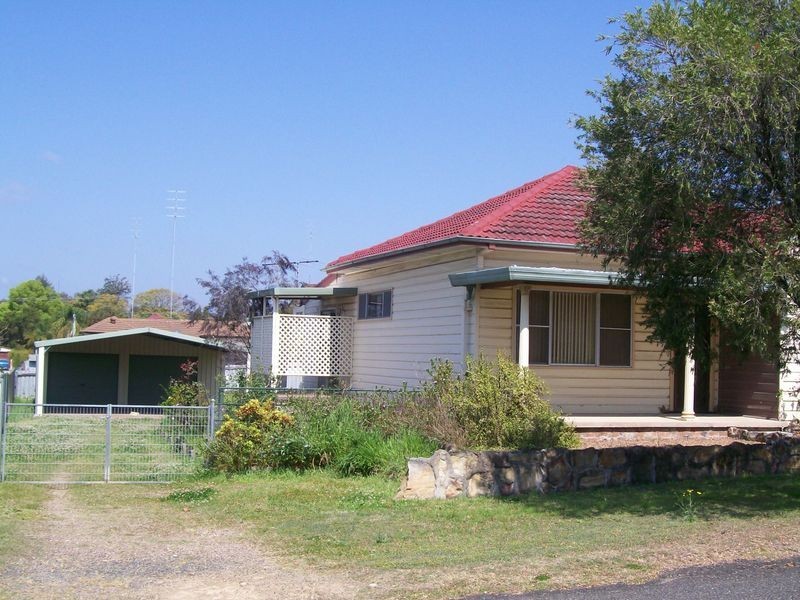 4 Fourth Street, Weston NSW 2326