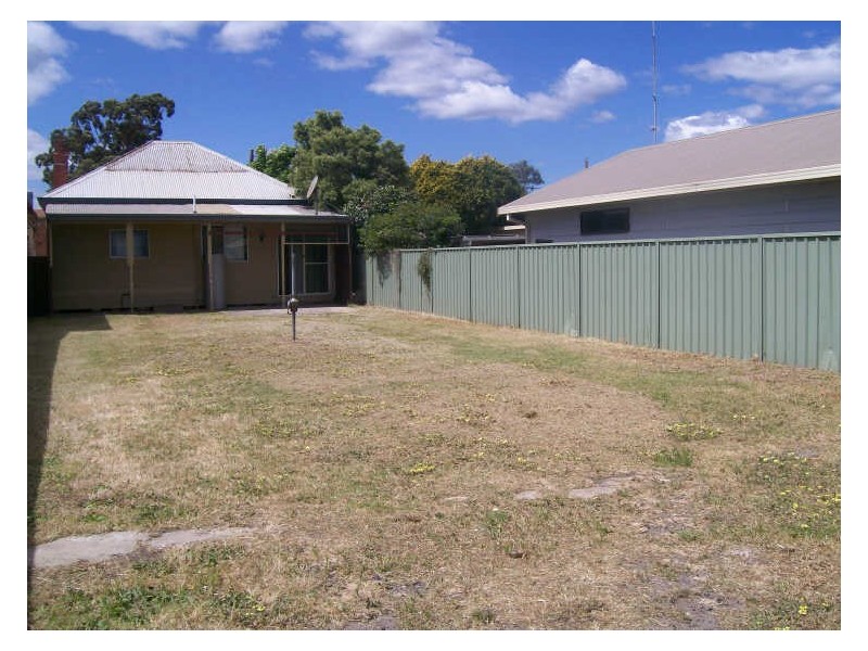16 Station Street, Weston NSW 2326