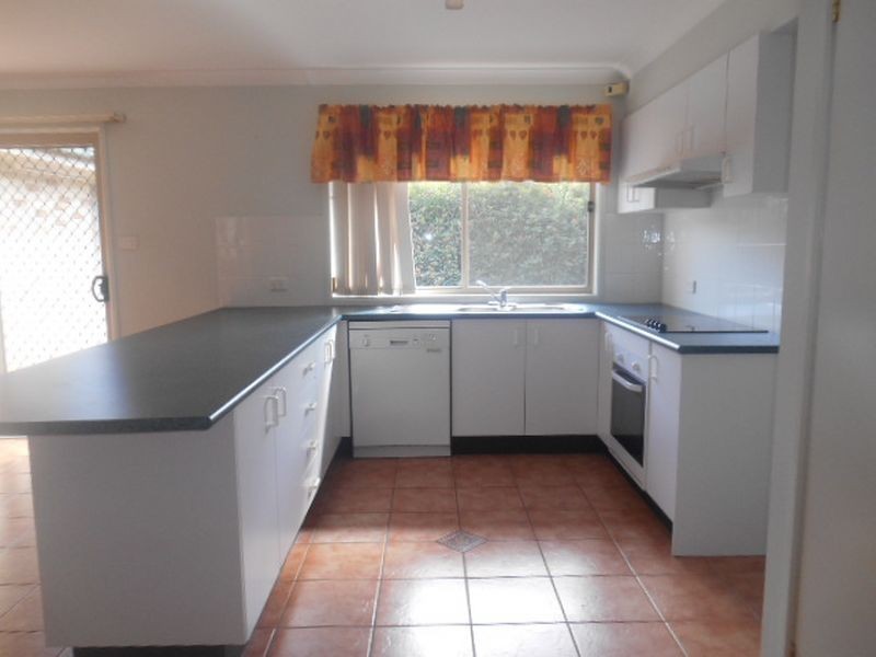 9 Cooper Street, Cessnock NSW 2325