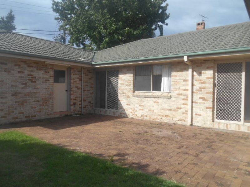 9 Cooper Street, Cessnock NSW 2325