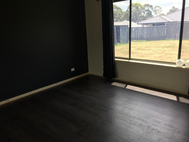 8 Finch Close, Cessnock NSW 2325