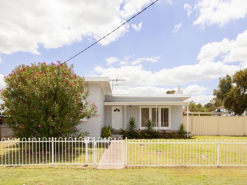62a Anzac Ave, Cessnock NSW 2325