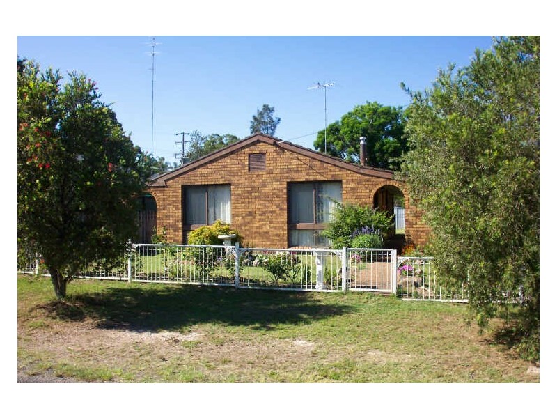 2a William Street, Abermain NSW 2326
