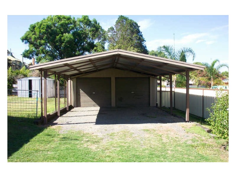 2a William Street, Abermain NSW 2326