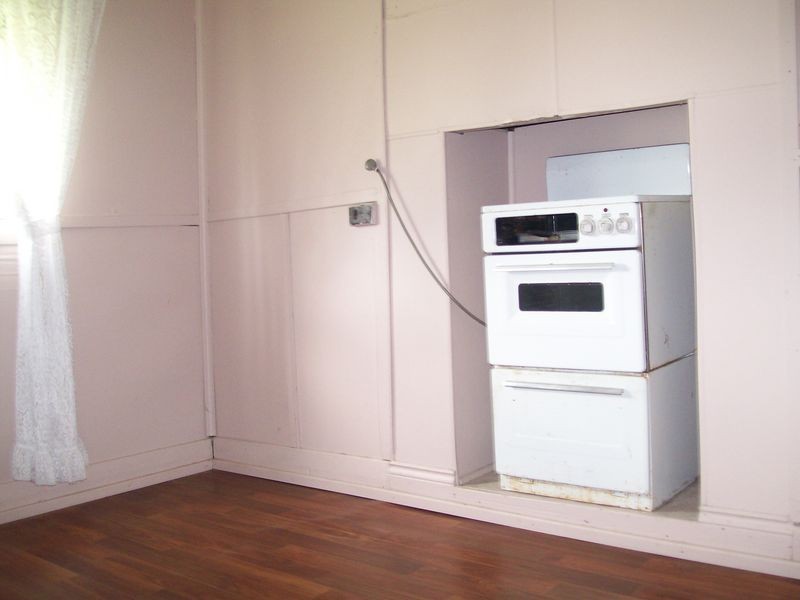 4 Neath Street, Pelaw Main NSW 2327