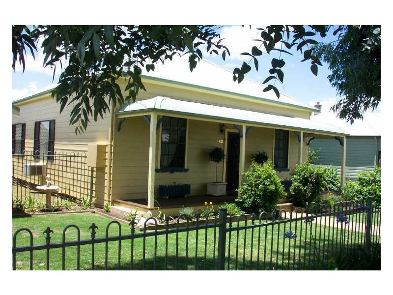 42 Mayfield Street, Cessnock NSW 2325