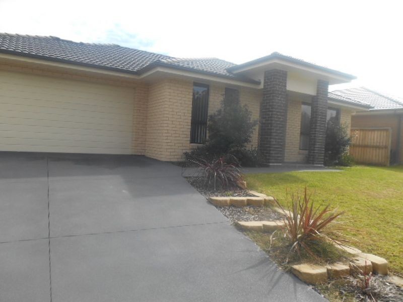 25 Stonebridge Dr, Cessnock NSW 2325