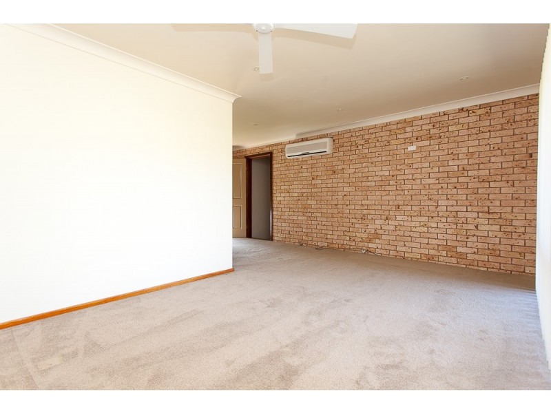 38 Evatt Street, Pelaw Main NSW 2327