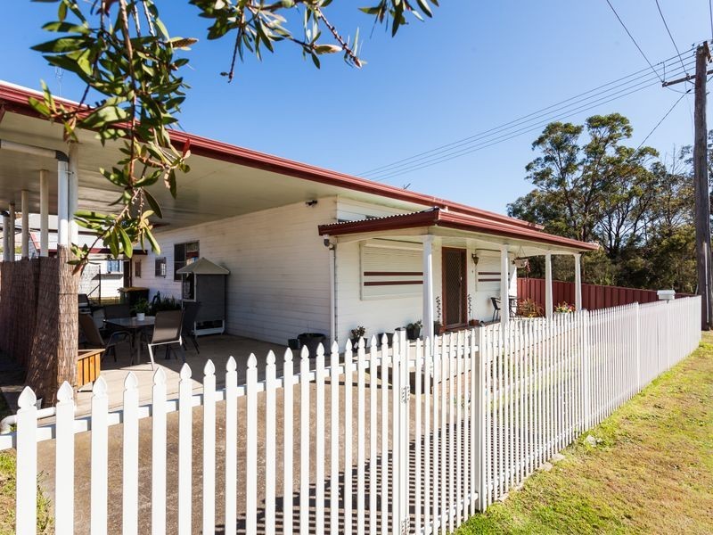 4 Orange St, Abermain NSW 2326
