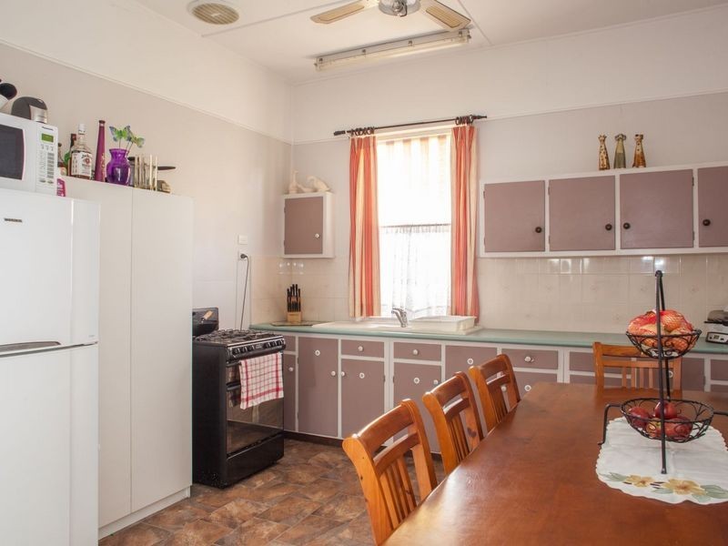 53 Maitland Street, Abermain NSW 2326