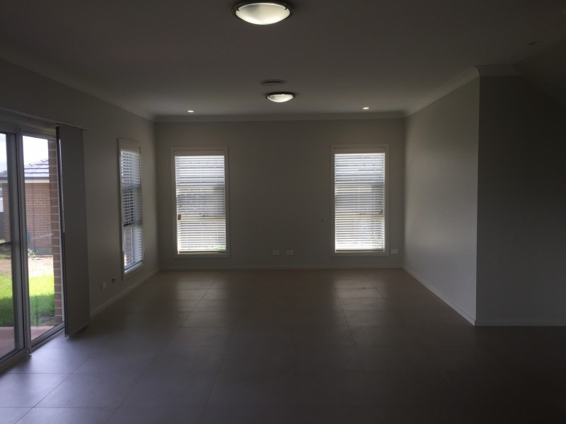 40 Tournament Drive, Rutherford NSW 2320