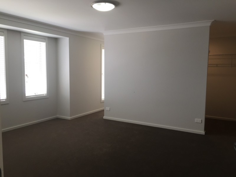 40 Tournament Drive, Rutherford NSW 2320