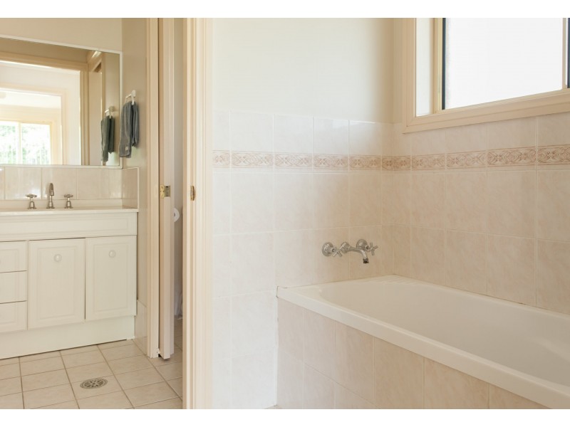 1a Foster Street, Cessnock NSW 2325