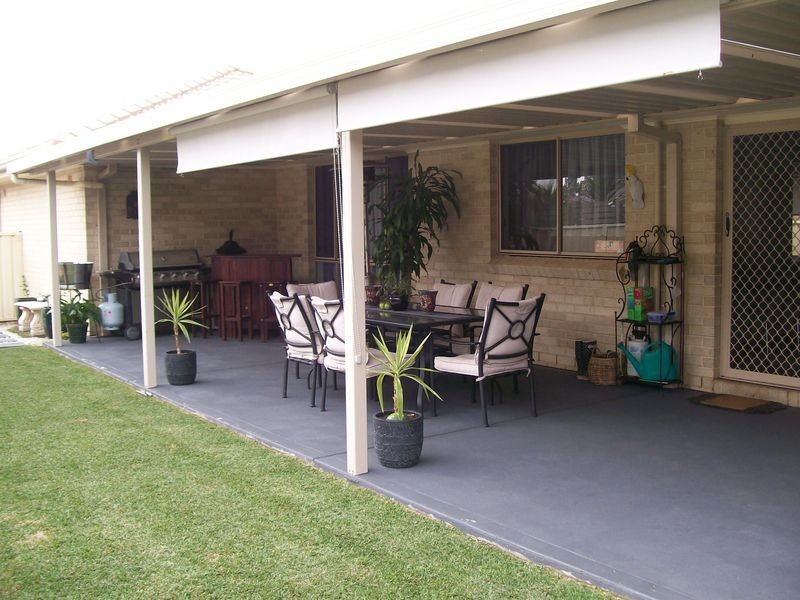 8 Parker Place, Kurri Kurri NSW 2327