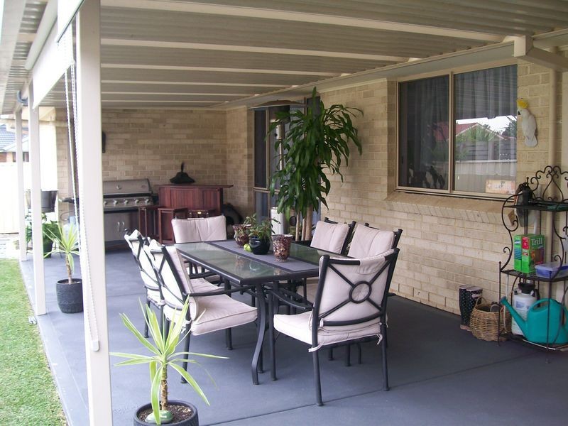 8 Parker Place, Kurri Kurri NSW 2327