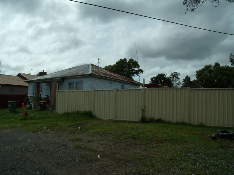 64 Deakin Street, Kurri Kurri NSW 2327