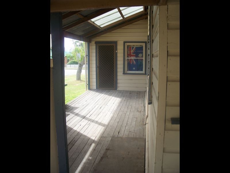 2/253 Maitland Road, Cessnock NSW 2325