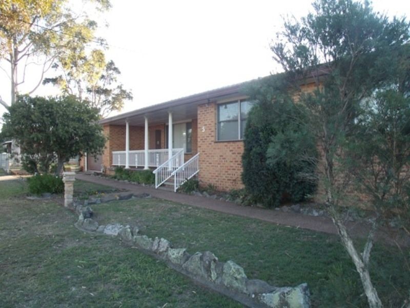 5 Heddon Street, Kurri Kurri NSW 2327