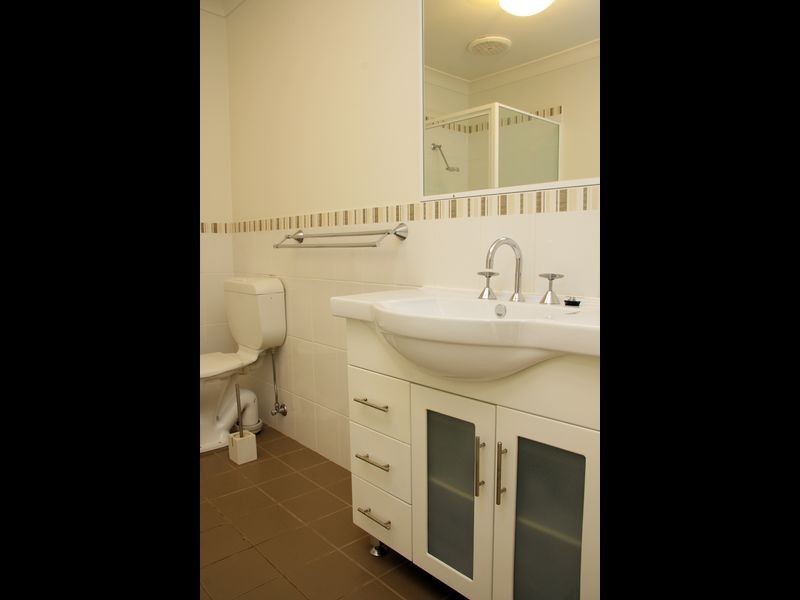 2/3 Francis Street, Cessnock NSW 2325