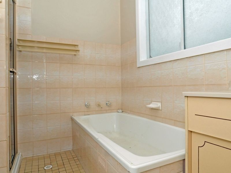 24 Seventh Street, Weston NSW 2326