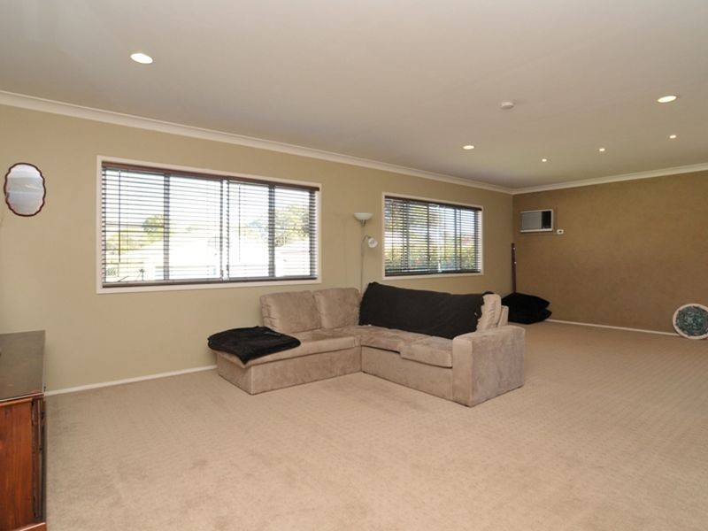 14 Florence Street, Kurri Kurri NSW 2327