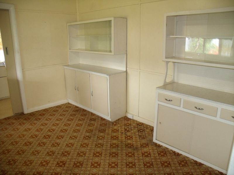 70 Deakin Street, Kurri Kurri NSW 2327