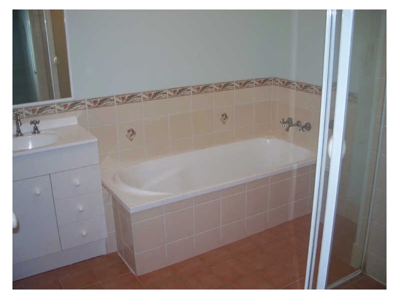 1/7a Hickey, Cessnock NSW 2325