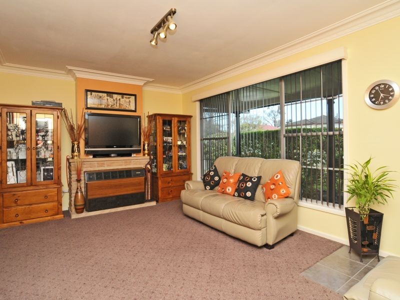 9 Fifth Street, Weston NSW 2326