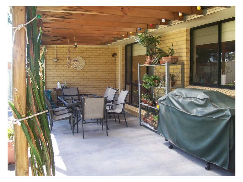 8 Stringybark Place, Weston NSW 2326
