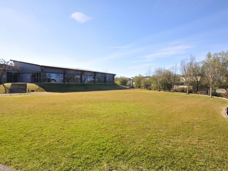 Villa 55 Elysia Thompsons Rd, Pokolbin NSW 2320