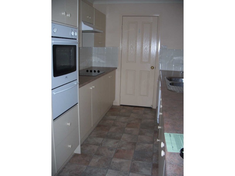 1a Foster Street, Cessnock NSW 2325