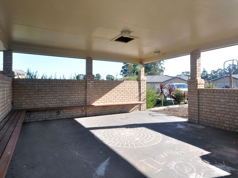 14 Lonsdale Place, Kurri Kurri NSW 2327