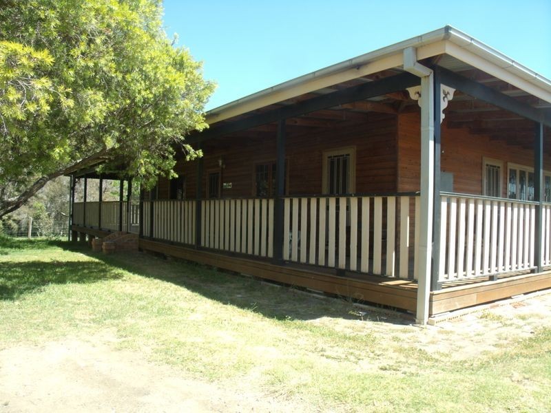 33 Frame Drive, Abermain NSW 2326
