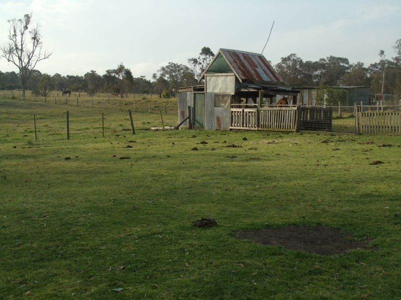 33 Frame Drive, Abermain NSW 2326