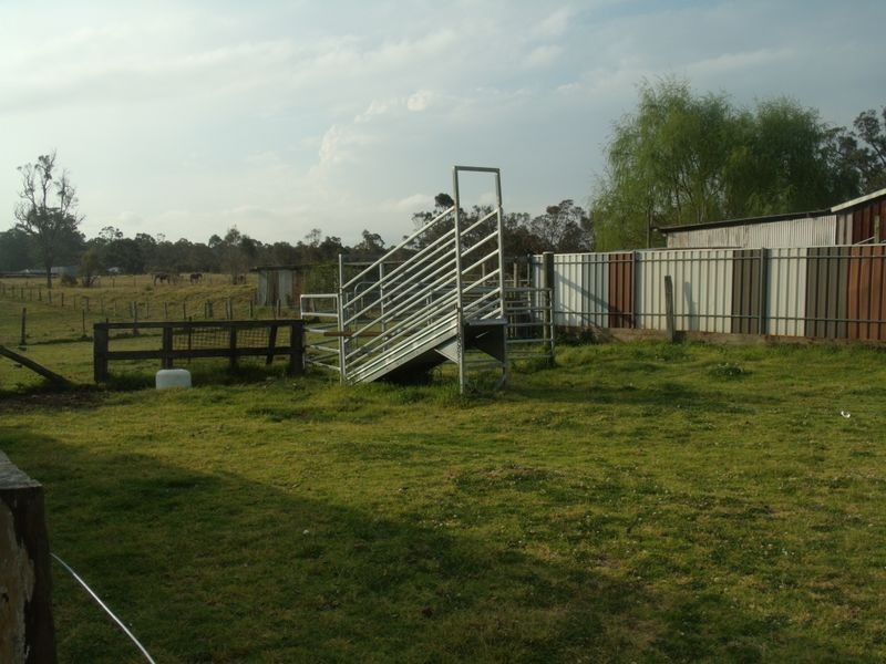 33 Frame Drive, Abermain NSW 2326