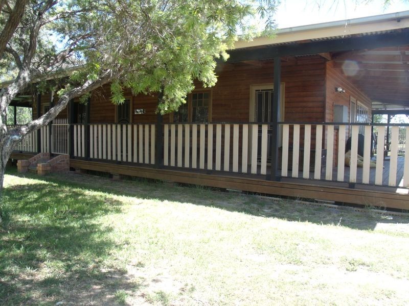 33 Frame Drive, Abermain NSW 2326