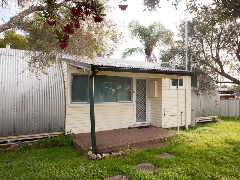 10 Macquarie Ave, Cessnock NSW 2325