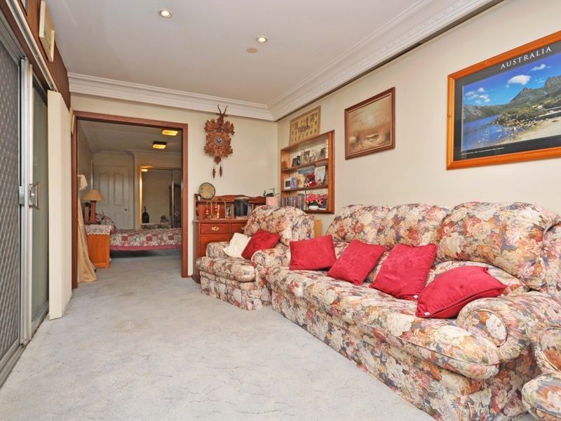 145 Cessnock Road, Abermain NSW 2326