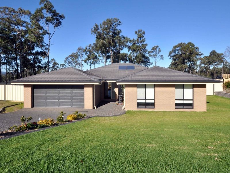 42 Woodlands Drive, Weston NSW 2326